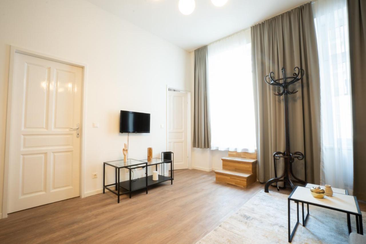 Spacious Apartment With Huge Shared Terrace And Grill Located Between City Centre And Donau River Viyana Dış mekan fotoğraf