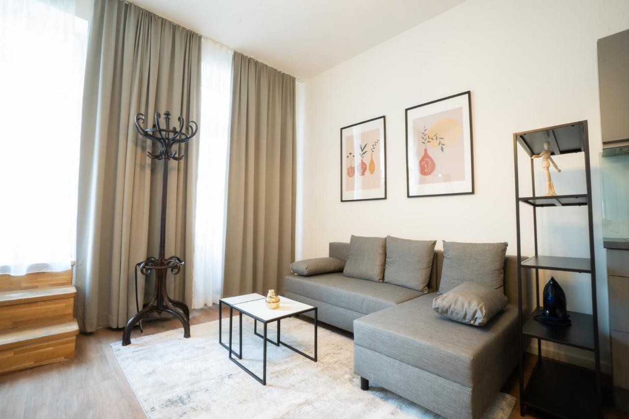Spacious Apartment With Huge Shared Terrace And Grill Located Between City Centre And Donau River Viyana Dış mekan fotoğraf